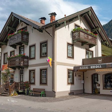 Ferienwohnungen Stefan Kroell Mayrhofen Exterior photo